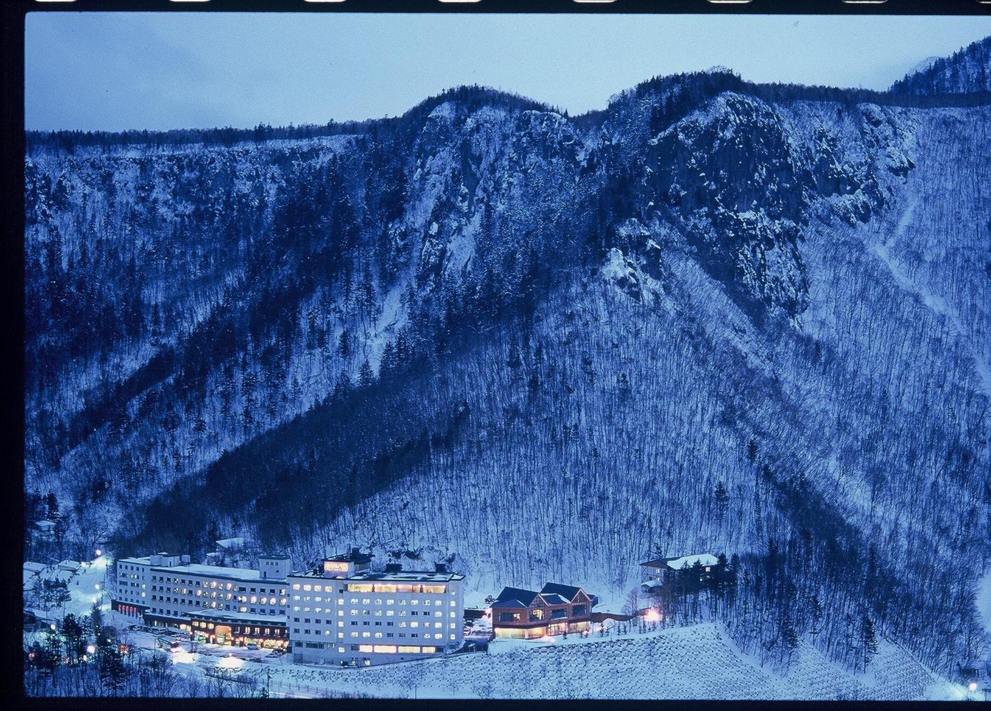 Hotel Taisetsu Onsen&Canyon Resort Kamikawa  Zewnętrze zdjęcie